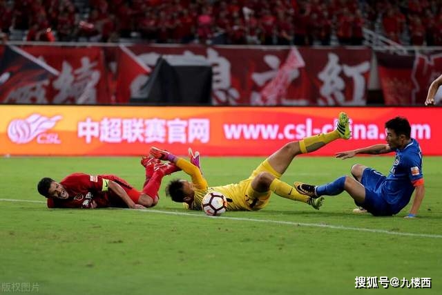 迪奥曼德宣称父亲是巴黎拥趸 此前多次说是利物浦死忠
